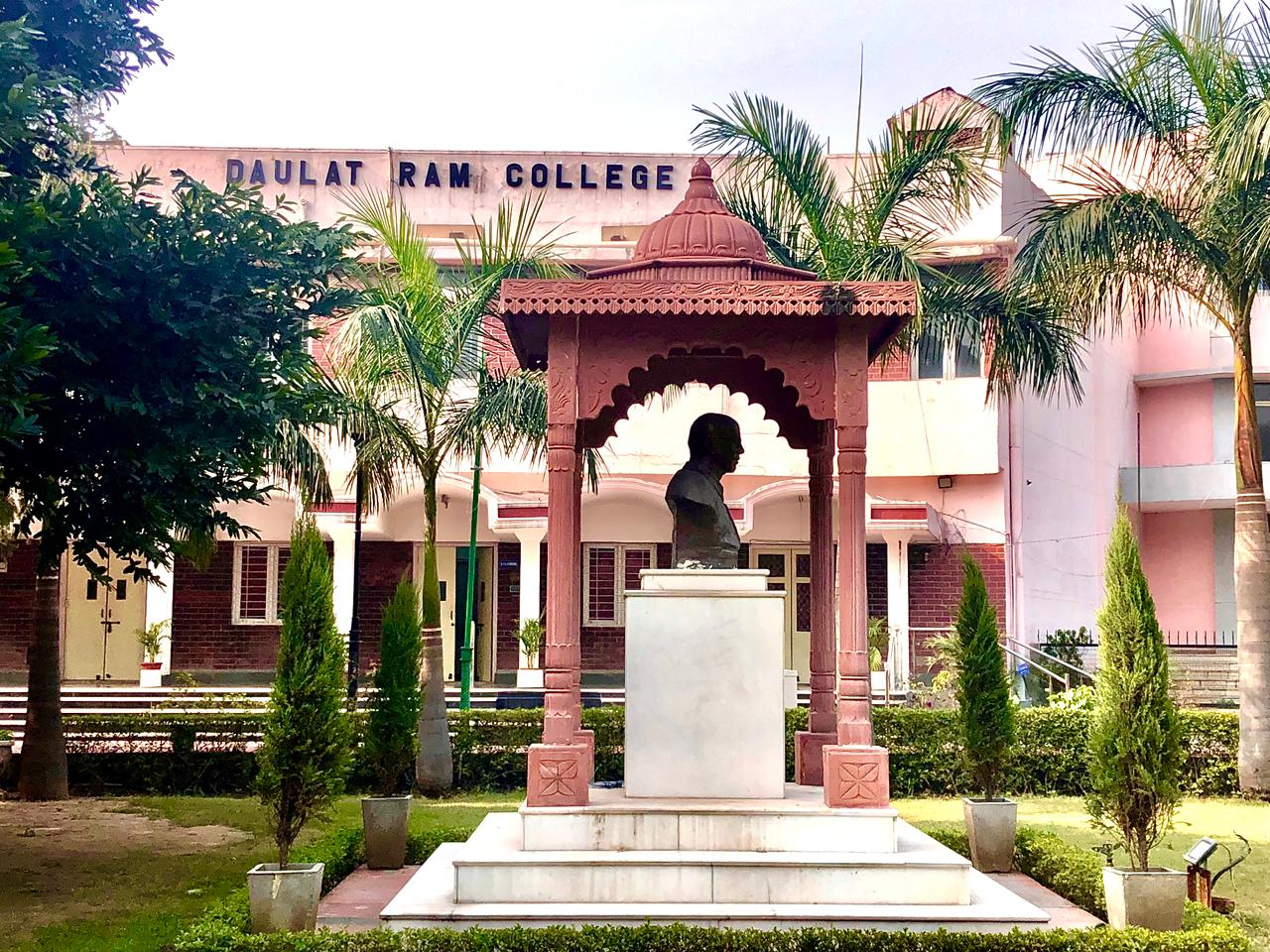 Daulat Ram College Gallery - Campus Photos & Infrastructure | Find My ...