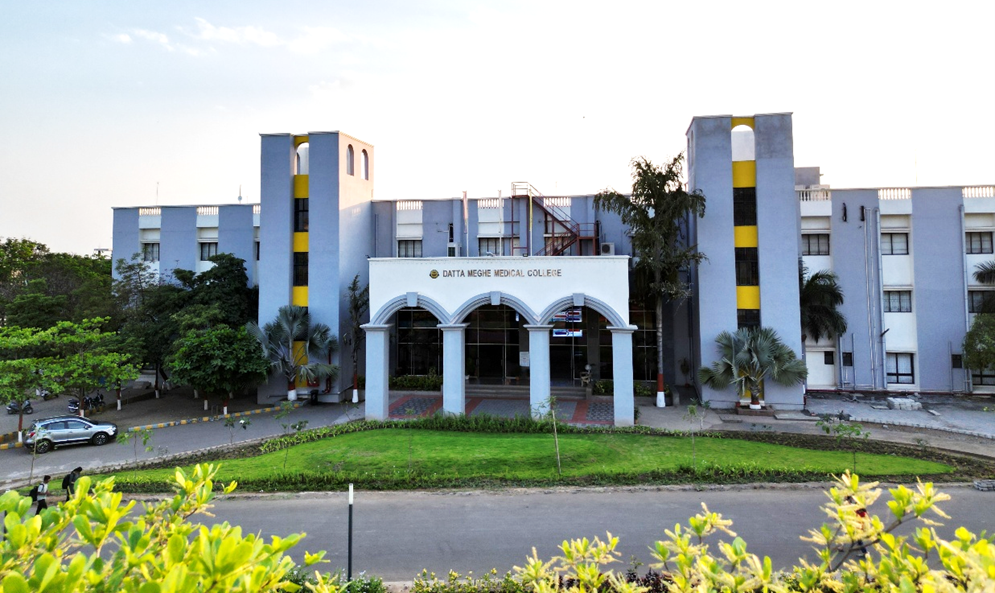 Medical college campus building